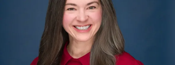 Kelly Myers headshot